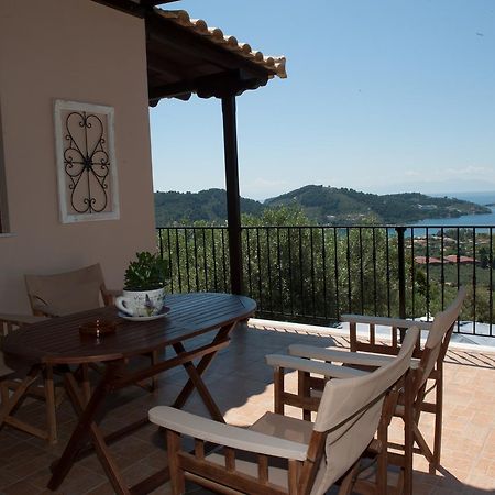 Apartments Villa L&M Skiathos Kalivia  Bagian luar foto